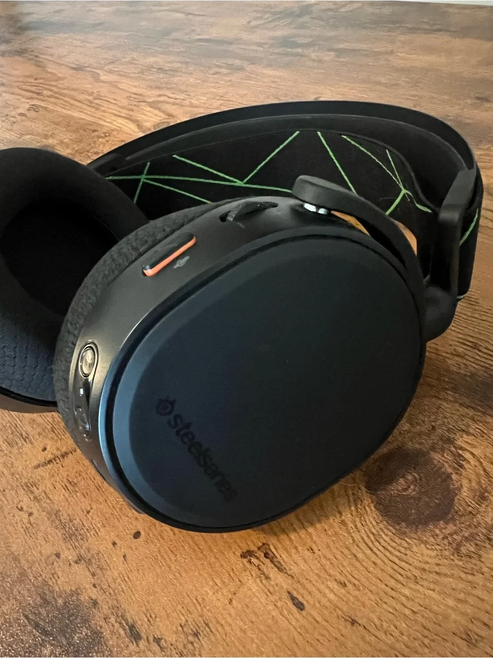 SteelSeries Arctis 9X Wireless Gaming Headset
